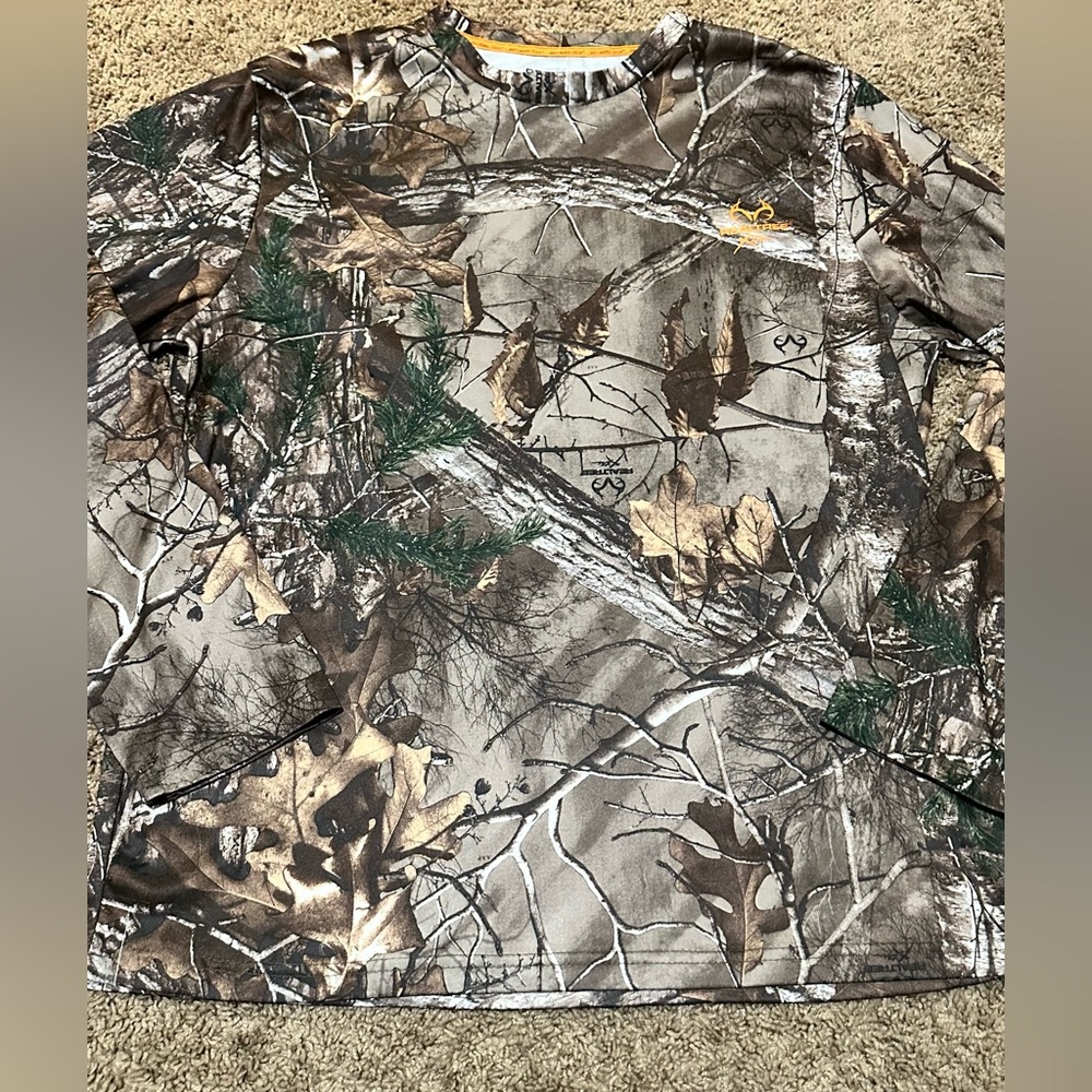 Realtree Camouflage Long Sleeve Shirt